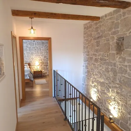 Villa Stone House Iva Donji Vinjani