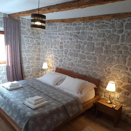 빌라 Stone House Iva